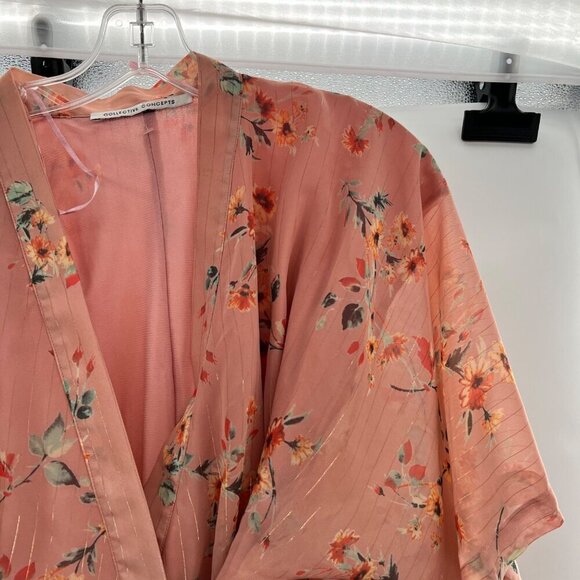 Collective Concepts Women's Mini Wrap Dress Pink/Multi Floral Size Small - Picture 4 of 9